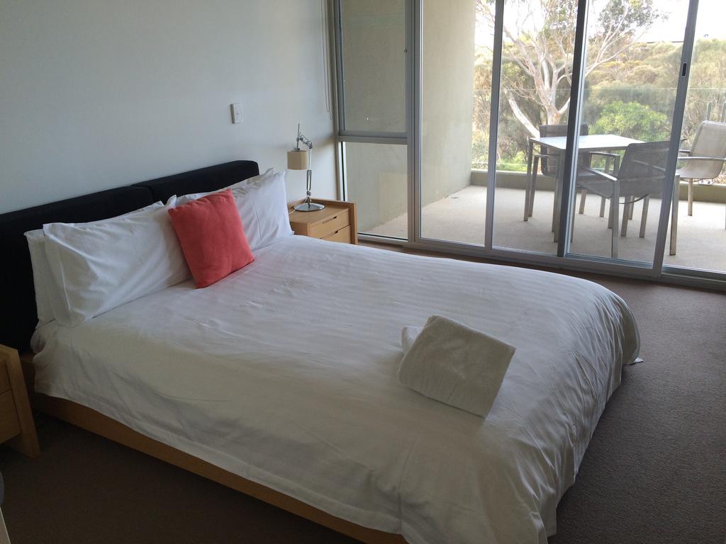 Onshore Torquay Rom bilde