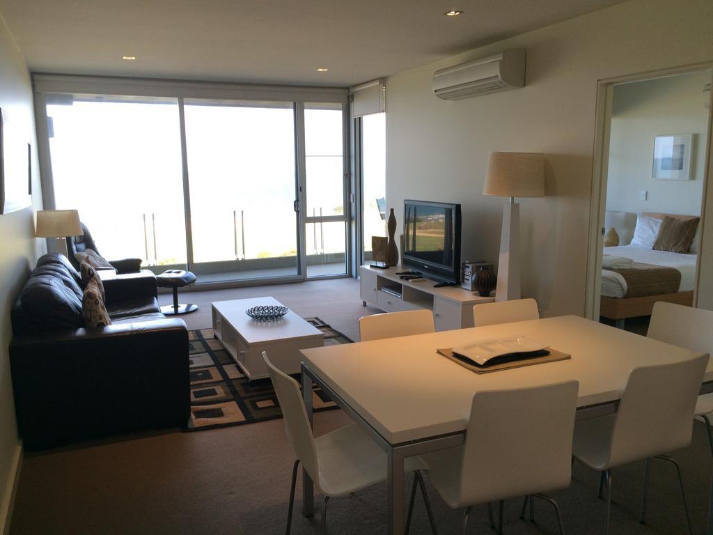 Onshore Torquay Rom bilde